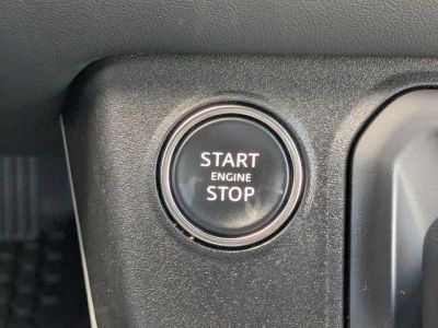2025 Land Rover Defender 110 — photo 28 view