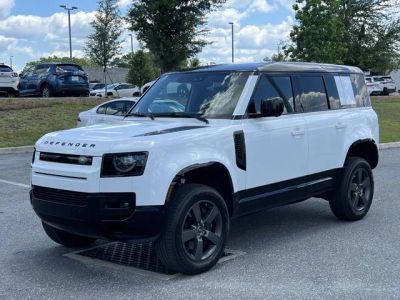 2025 Land Rover Defender 110 X-Dynamic SE — front three-quarter view