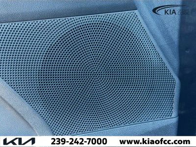 2026 Kia Sorento — photo 24 view