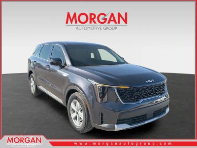 2026 Kia Sorento LX in Panthera Metal — front three-quarter view