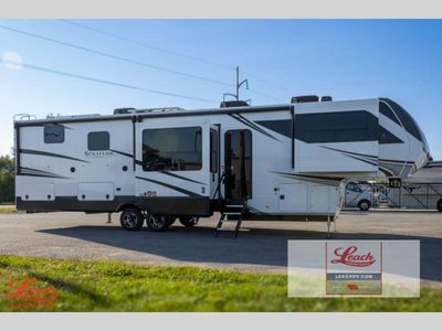 2026 Solitude 380FL - Photo 10