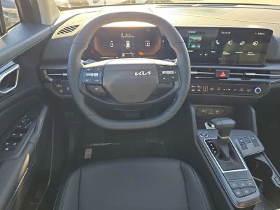 2026 Kia Sportage — photo 14 view