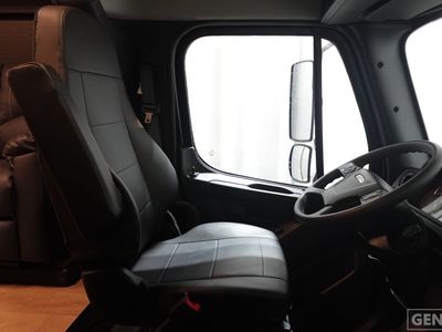2026 NeXus RV Wraith — photo 8 view