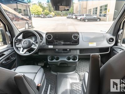 2026 Tiffin Motorhomes Van - Photo 14