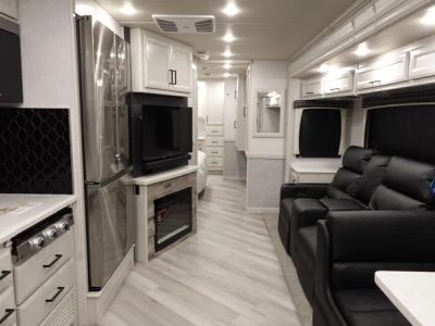 2026 Holiday Rambler Vacationer - Photo 5