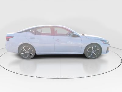 2024 Nissan Altima - Photo 8
