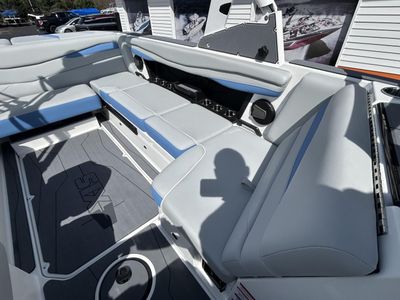 2025 Axis Wake Research A225 - Photo 19