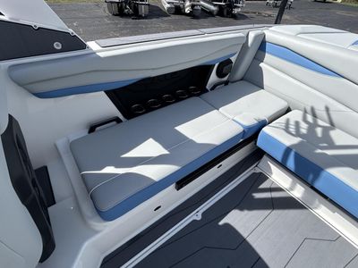 2025 Axis Wake Research A225 - Photo 21