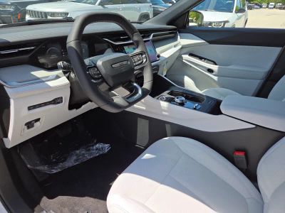 2026 Jeep Cherokee — photo 13 view