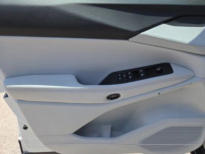 2026 Jeep Cherokee — photo 14 view