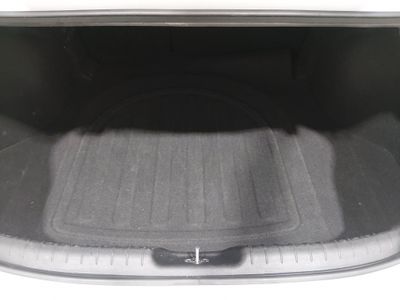 2024 Hyundai Elantra — photo 11 view