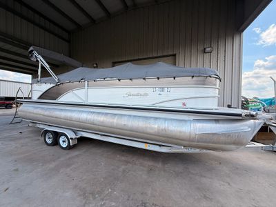 2018 Sweetwater Premium Edition 255 MT - Photo 2