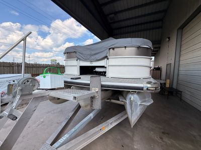 2018 Sweetwater Premium Edition 255 MT - Photo 8