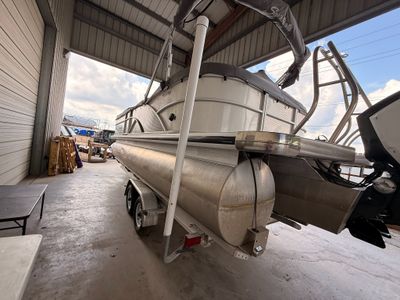 2018 Sweetwater Premium Edition 255 MT - Photo 5