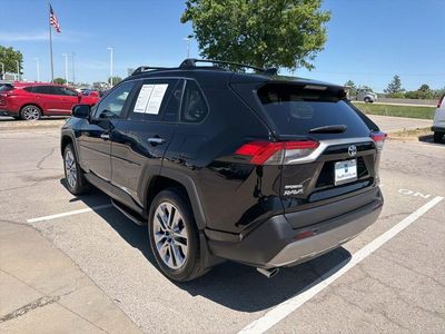 2025 Toyota RAV4 - Photo 5