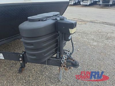 2020 Riverside RV Intrepid - Photo 21