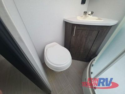 2020 Riverside RV Intrepid - Photo 16