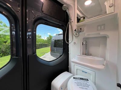 2027 Thor Motor Coach TRANQUILITY — photo 18 view