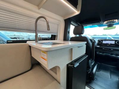 2027 Thor Motor Coach TRANQUILITY — photo 10 view