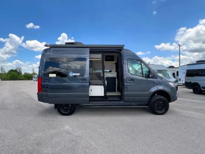 2027 Thor Motor Coach TRANQUILITY — photo 22 view