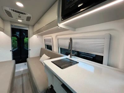 2027 Thor Motor Coach TRANQUILITY — photo 7 view
