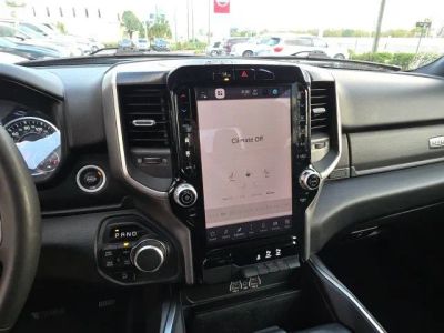 2025 Ram 1500 — photo 18 view