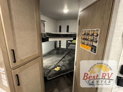 2026 Ember RV E-Series - Photo 38