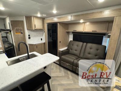 2026 Ember RV E-Series - Photo 17