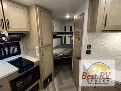 2026 Ember RV E-Series - Photo 35