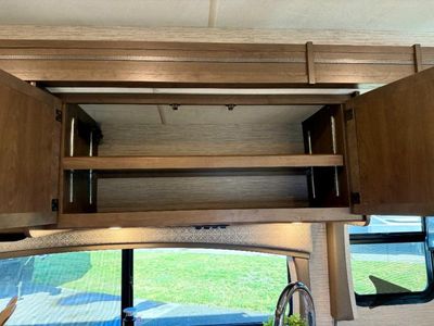 2021 Thor Motor Coach Chateau - Photo 23
