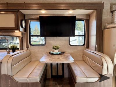 2021 Thor Motor Coach Chateau - Photo 14
