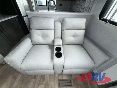 2025 Redwood RV Redwood - Photo 24