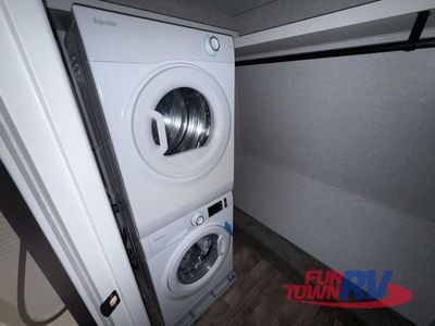 2025 Redwood RV Redwood - Photo 41