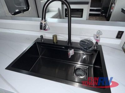 2025 Redwood RV Redwood - Photo 18