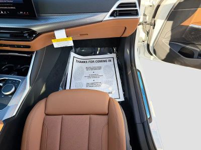2026 BMW 3 Series — photo 17 view