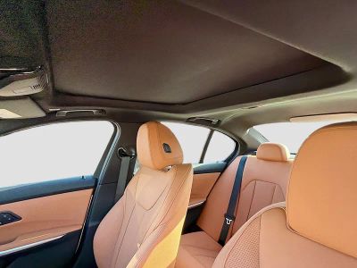 2026 BMW 3 Series — photo 26 view