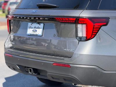 2026 Ford Explorer — detail view