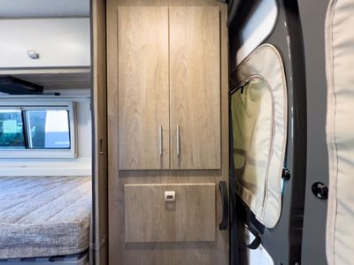 2026 Winnebago TRAVATO - Photo 19