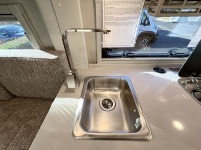 2026 Winnebago TRAVATO - Photo 8