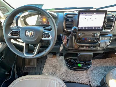 2026 Winnebago TRAVATO - Photo 3