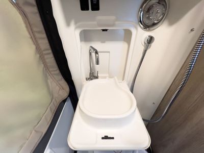 2026 Winnebago TRAVATO - Photo 18