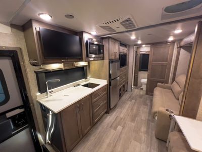 2024 Tiffin WAYFARER - Photo 11