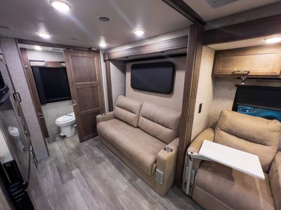 2024 Tiffin WAYFARER - Photo 9