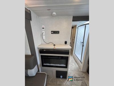 2024 Forest River RV Salem - Photo 14