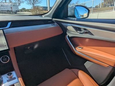 2026 Jaguar F-PACE — photo 14 view