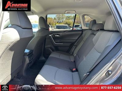 2024 Toyota RAV4 - Photo 14