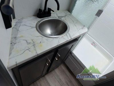 2022 Keystone RV Premier Ultra Lite - Photo 18
