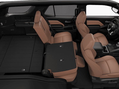 2026 Toyota 4Runner i-FORCE MAX - Photo 8