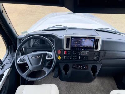 2025 Newmar SUPREME AIRE - Photo 2
