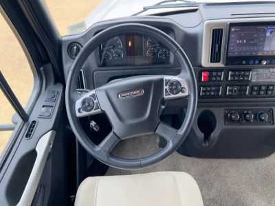 2025 Newmar SUPREME AIRE - Photo 3